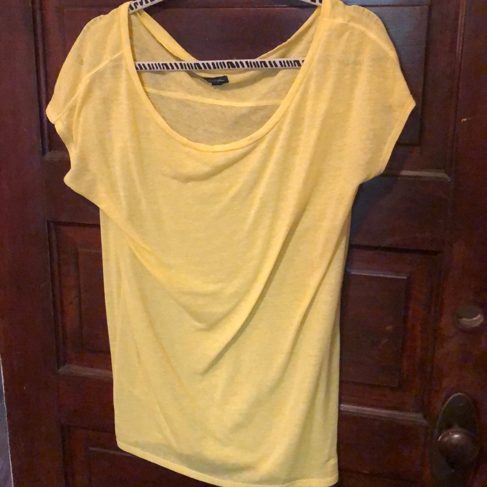 American Eagle 🦅 Sheer Yellow Cap Sleeve Top